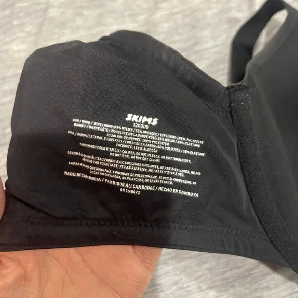 SKIMS Smoothing Intimates Full Coverage Bra Onyx (black) 32DDDD 32G - Picture 4 of 4